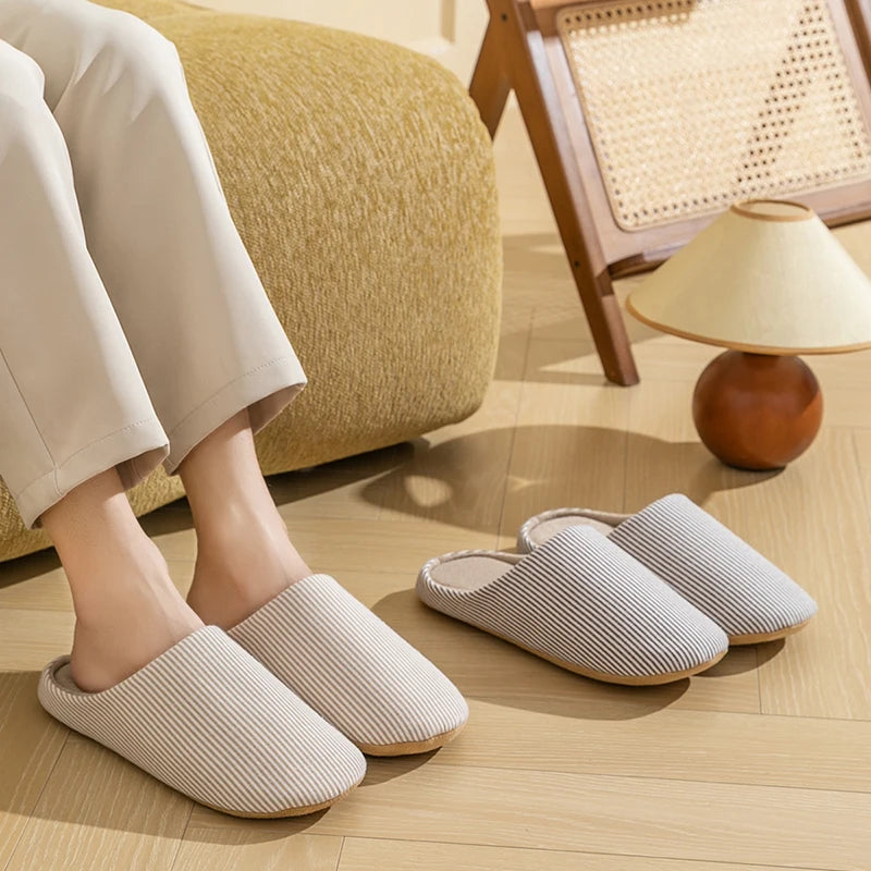 Cozy Unisex Soft Fur Slippers - Warm Non-Slip Indoor Flat Slides 3