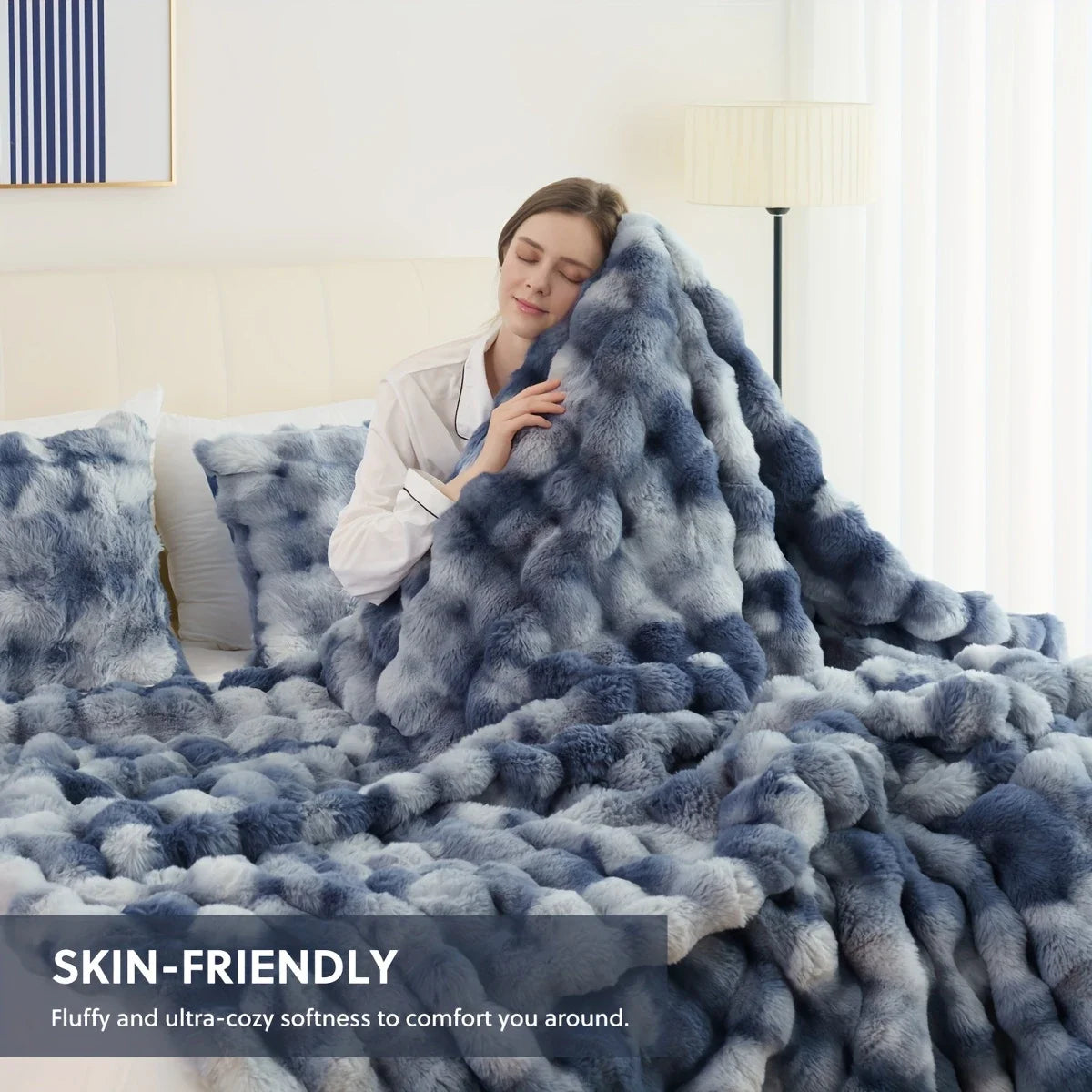 Soft and Warm Faux Rabbit Fleece Blanket - Cozy Throw for Home 4