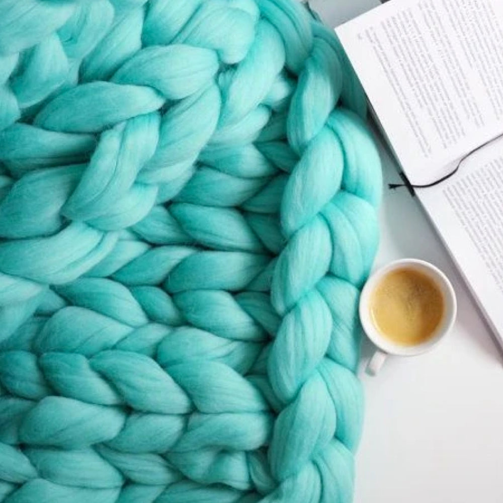 1000g Super Chunky Yarn - Soft Thick Chunky Wool Yarn for Knitting & Crocheting Projects 2