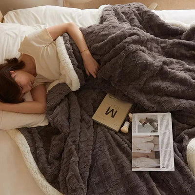 Cozy Thick Winter Lambswool Blanket - Ultra-Soft, Machine Washable, Plush Comfort 6
