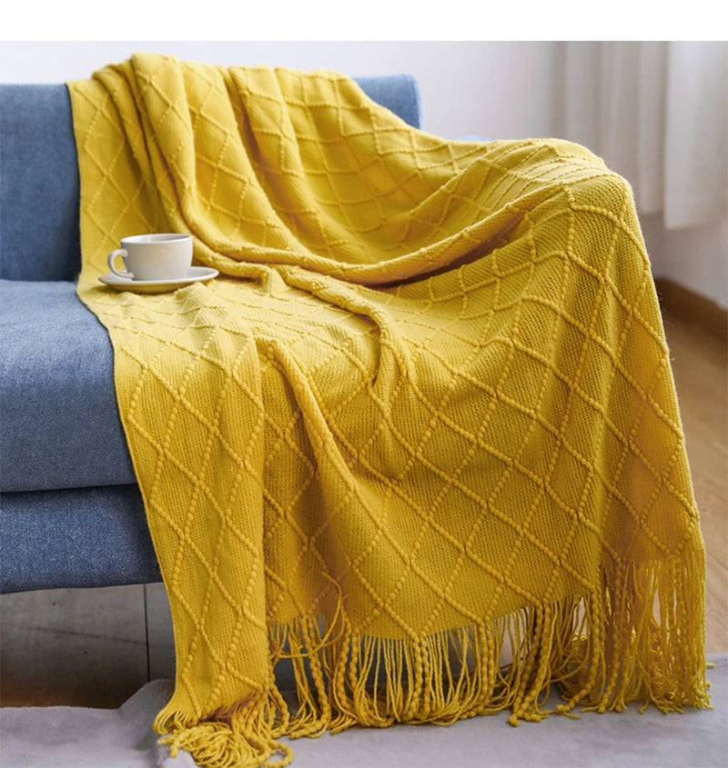 Cozy White Boho Chunky Knit Throw Blanket - Luxuriously Soft & Travel-Friendly 18