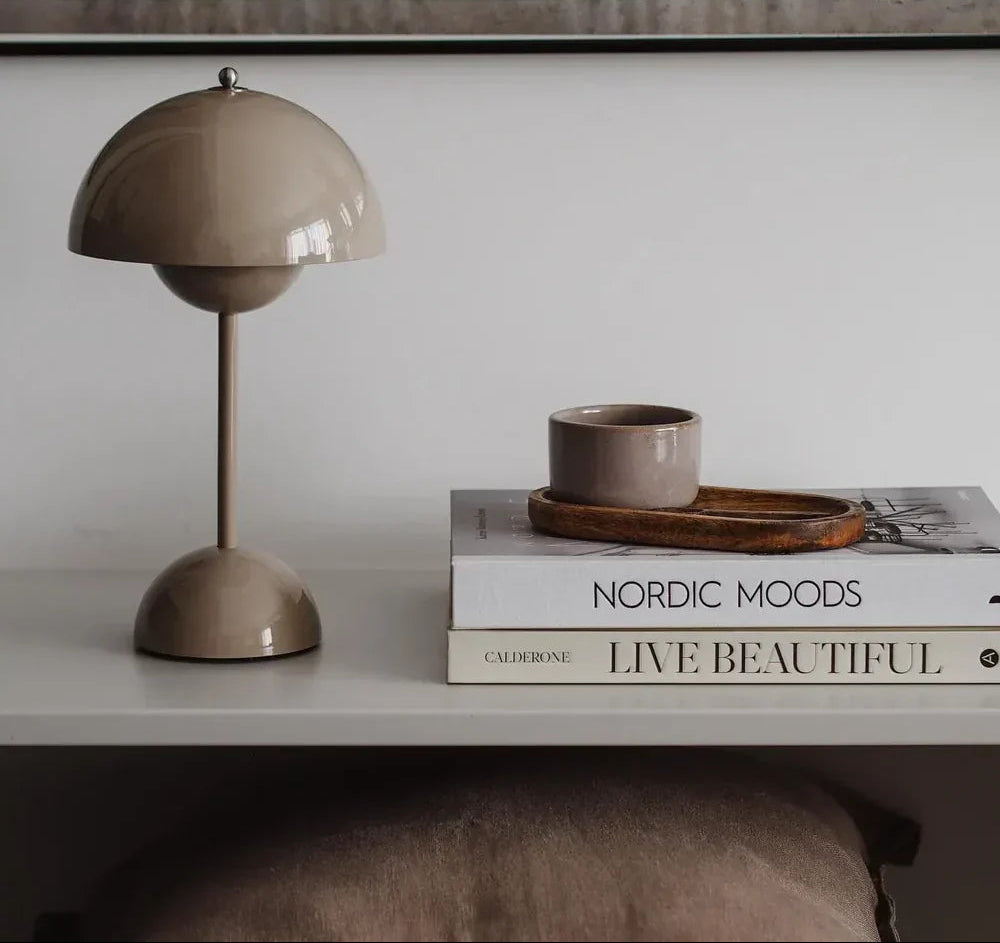 Cordless Table Lamp