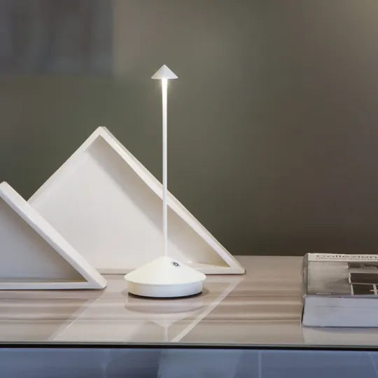 Cordless LED Table Lamp - Waterproof & Dimmable Design for Indoor/Outdoor